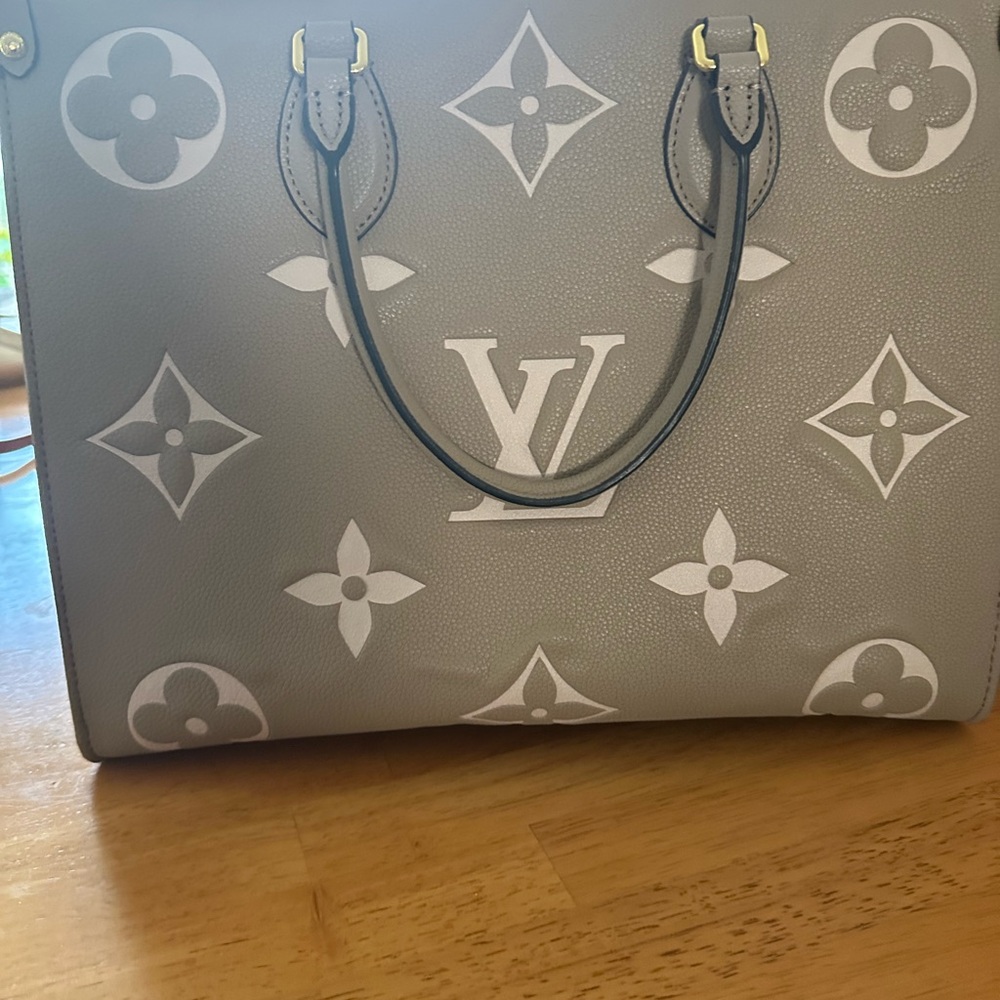 Wallet & Purse